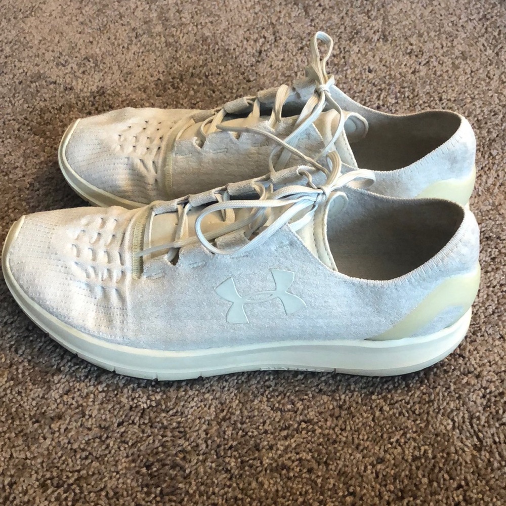 Under Armour Mens Shoes size 10.5